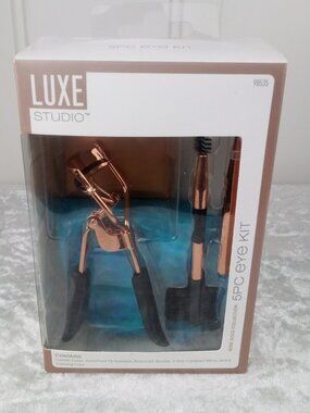 Luxe Studio 5PC Eye Kit Rose Gold Collection Curler Tweezers Spoolie Mirror Case